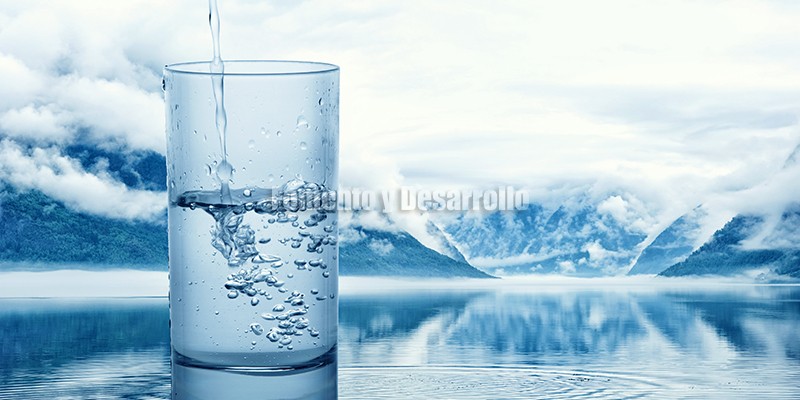 AGUA PARA LOS PERUANOS